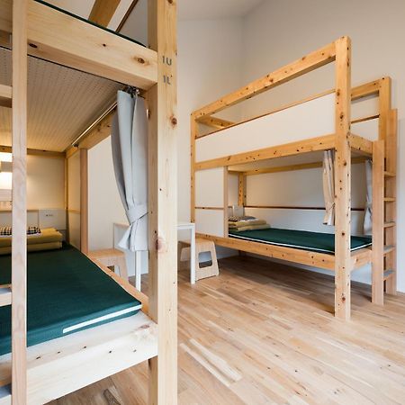 Mt.Takao Base Camp Hostel Хачиоджи Стая снимка